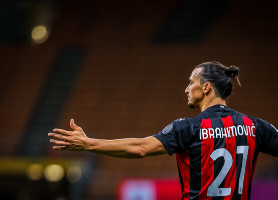 Olivier Giroud of AC Milan with AC Milan new jersey during the Serie A 2021/ 22 football match between AC Milan and Bologna FC at Giuseppe Meazza  Stadium, Milan, Italy on April 04